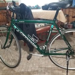 Perfect Condition 22 In Cannondale Bike