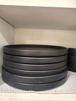 24-Piece Matte Black Dinnerware Set – Modern Minimalist