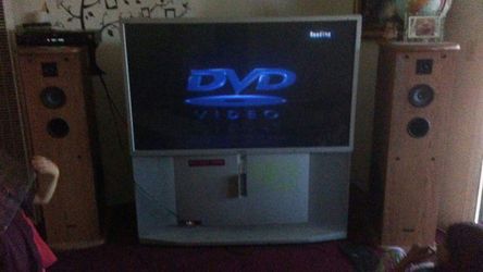 60 inch tv fork real good and good souround sound