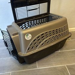 New Cat Carrier. 