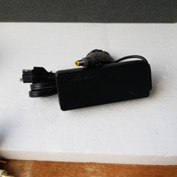 LENOVO LAPTOP  CHARGER  20C. GENUINO