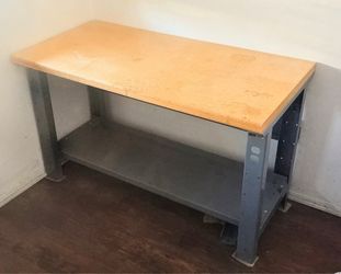 Industrial Packing table