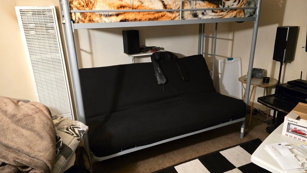 Twin Over Full Bunkbed