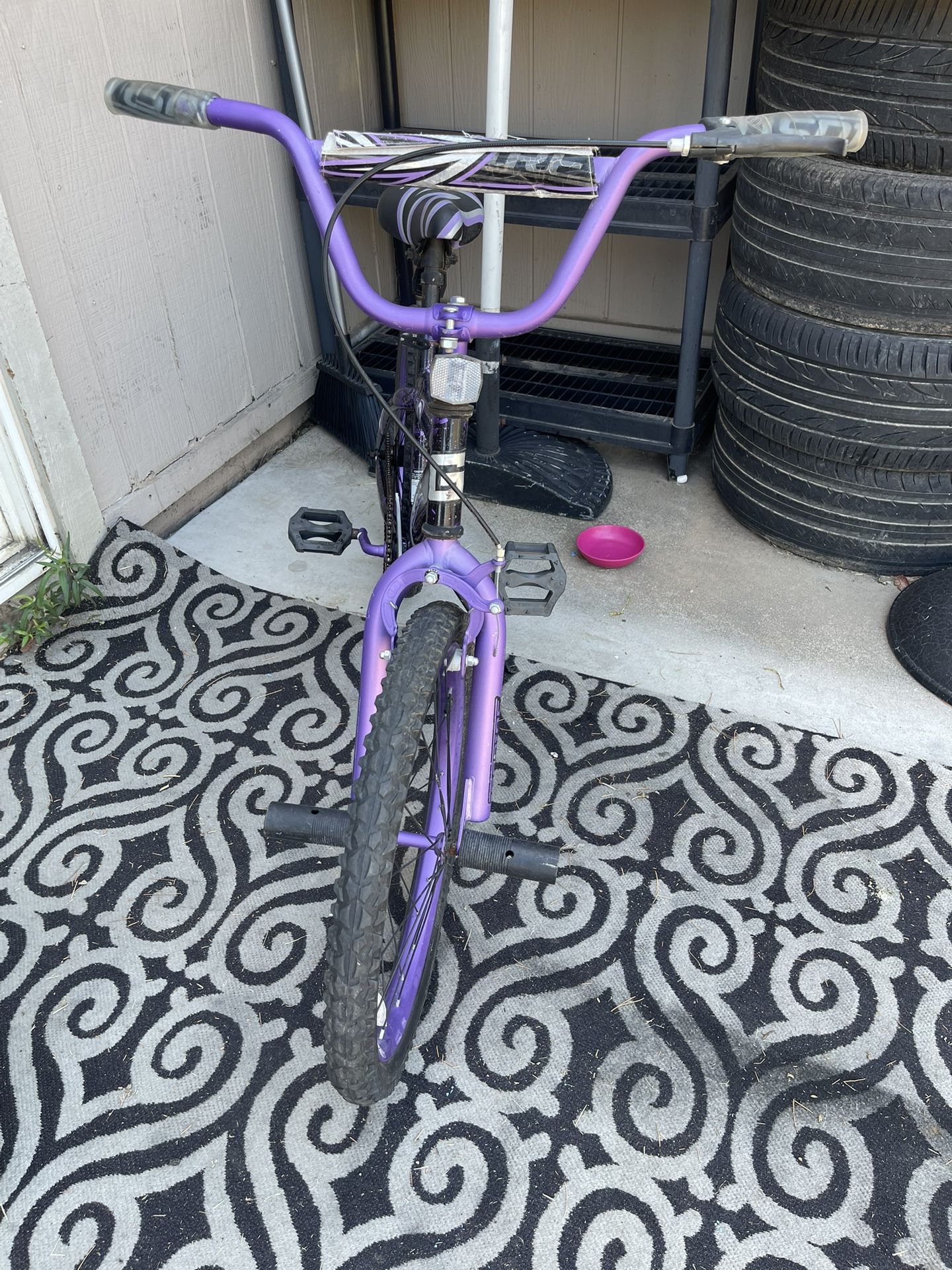 Girls Bike(20’)