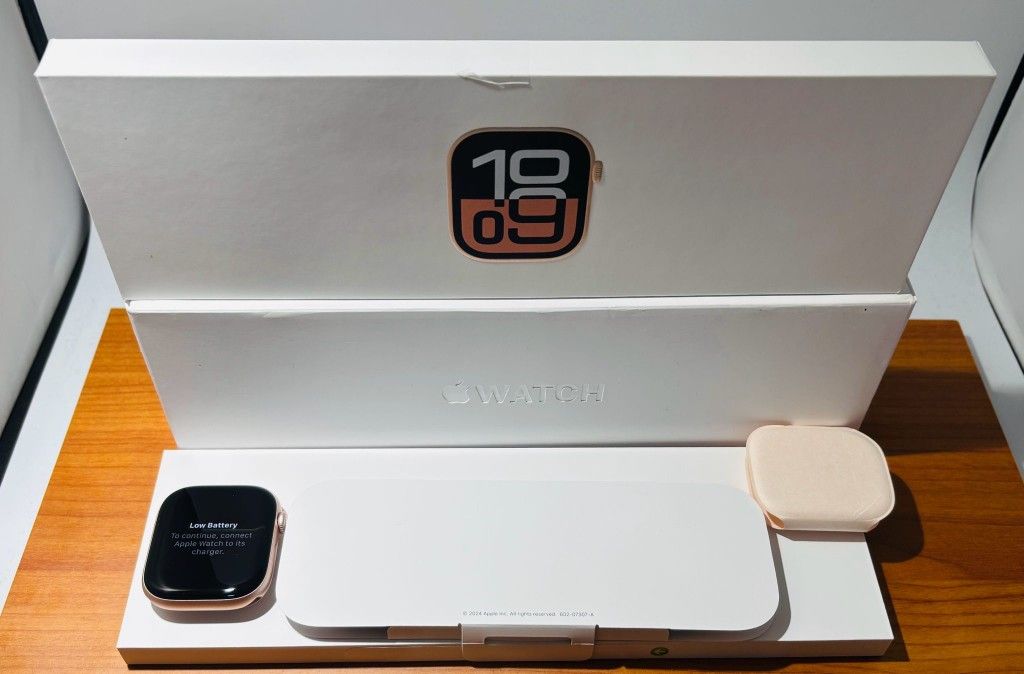 APPLE WATCH SERIES 10 46MM Rose Gold IN BOX Like New