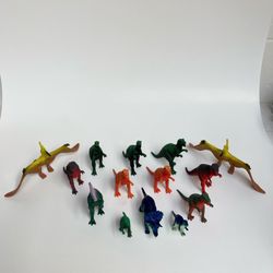 (14) Plastic Toy Dinosaurs