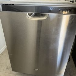 Whirlpool Dishwasher