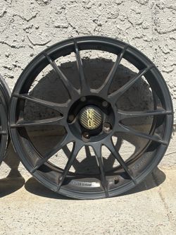 Matte Black OZ Ultraleggera 18” (staggered setup)