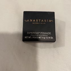 Anastasia Beverly Hills Dipbrow Pomade