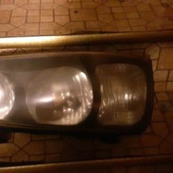 Headlights 03 Hyundai Elantra