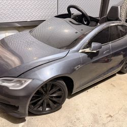 Radio Flyer Tesla Kids Car With Charger And Battery, Great Condition!!!