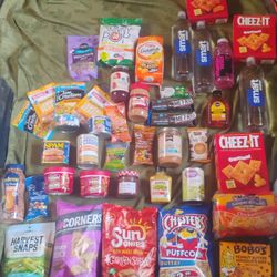 Trade Food For Games Cheetos Protein Bar Chocolate Peanuts Hazelnuts Chips Water Tuna Noodles 