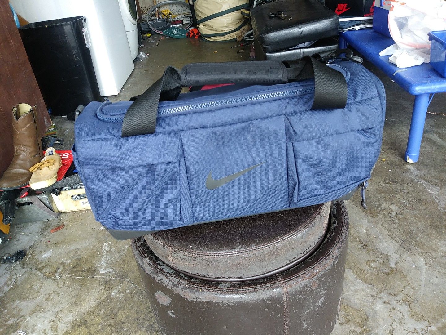 Nike duffle bag