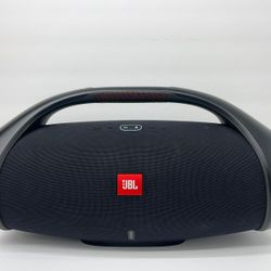 JBL Boombox 2 
Portable Wireless Bluetooth IPX7 Waterproof Speaker 
MINT CONDITION 👌🏽👌🏽