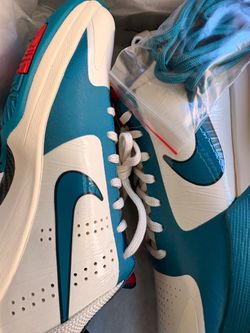 Kobe 5 Protro x Caitlin Clark Coconut Milk and Bright Spruce