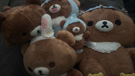 Chairoikoguma Plushies