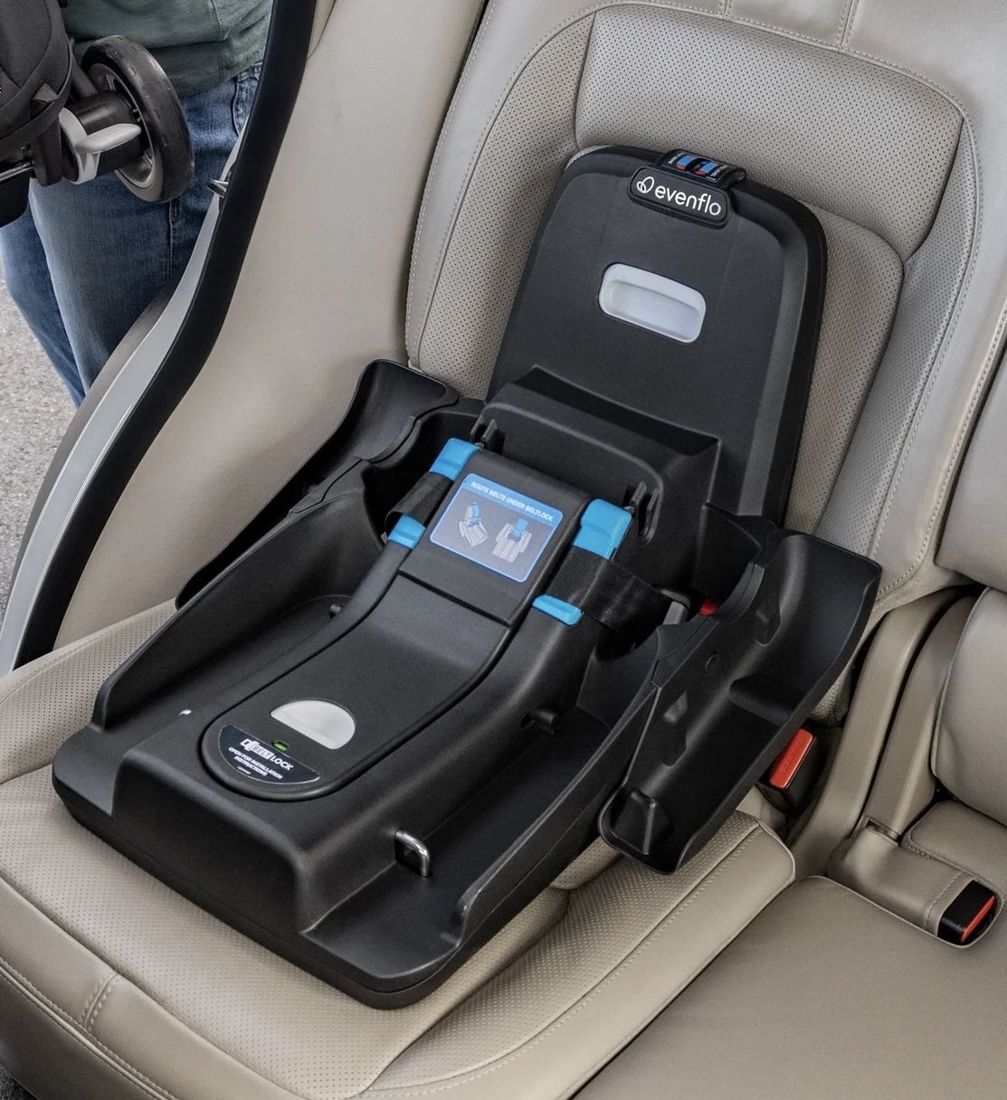 Evenflo dual shift ride base