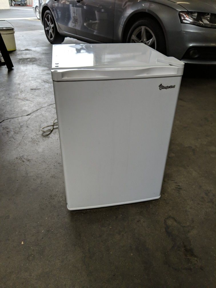 Mini Fridge