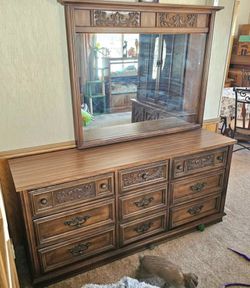 Solid dresser