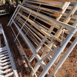 Lots Of Steel Metal Cow Fencing And Gates 