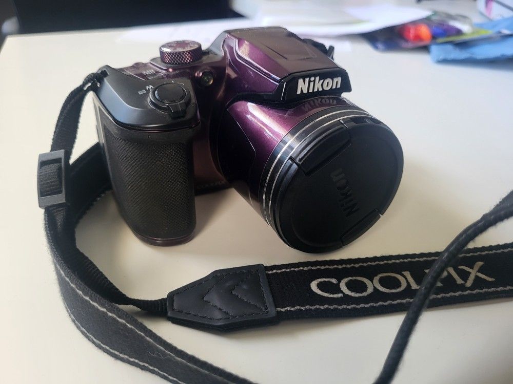 Nikon Coolpix Digital Camera 