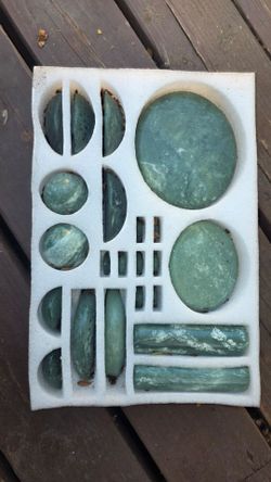Green Stone Hot Massage Stone Set 20+ Pieces with Foam Case