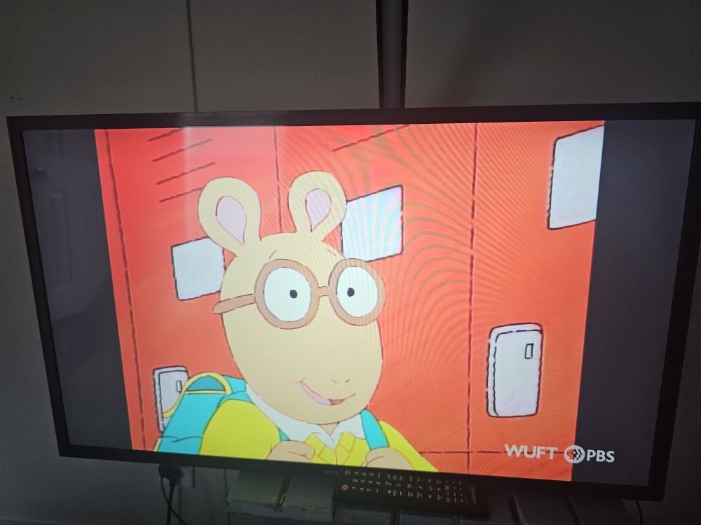 Samsung 32 Inch NON Smart TV