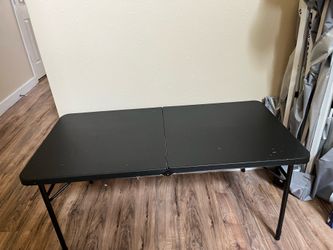 4-Foot Folding Table – Black – Used