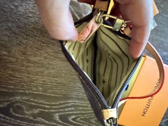 Louis Vuitton Monogram wallet Pouch