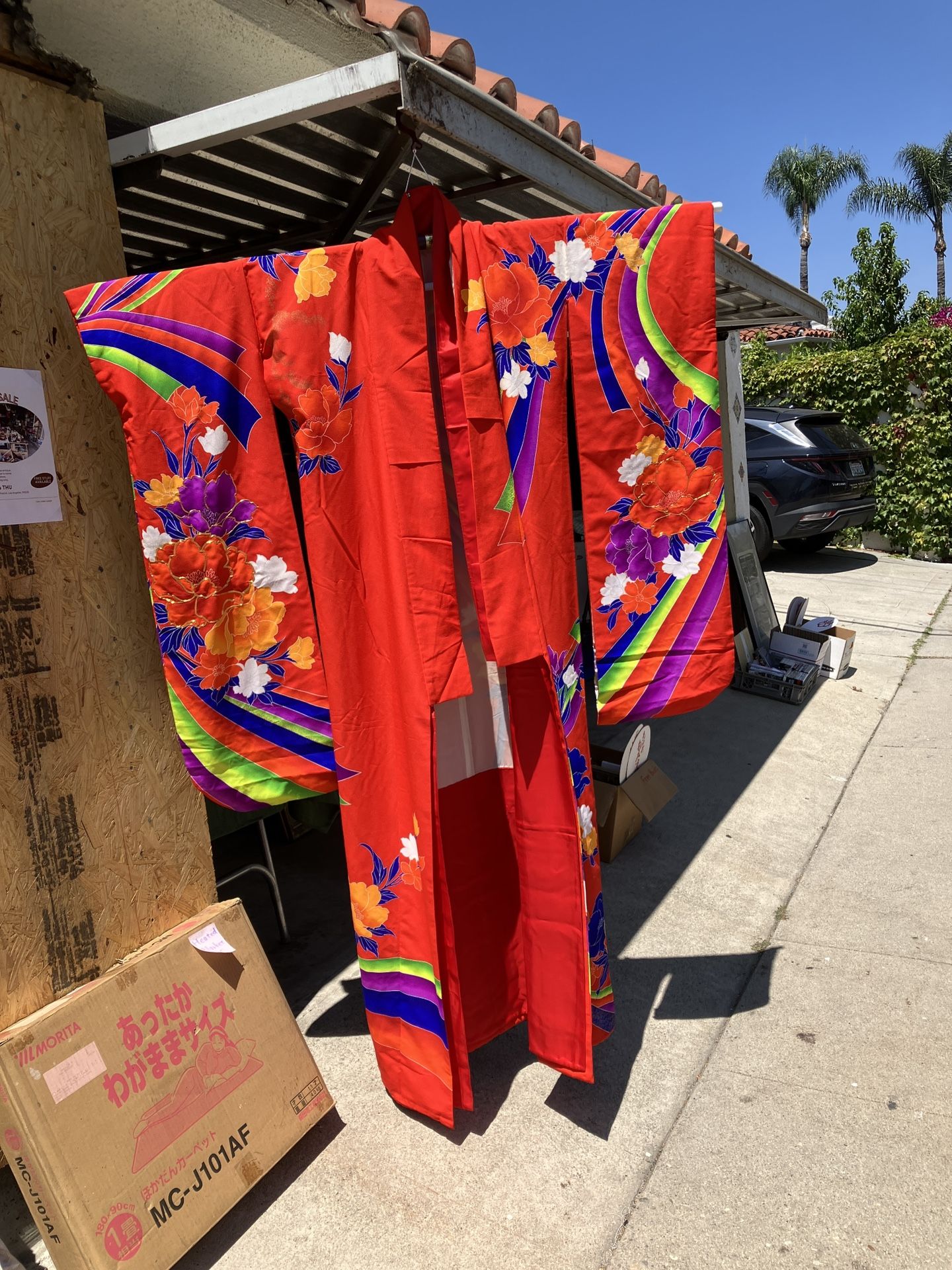 Japanese Kimono “Furisode” For Single Lady 
