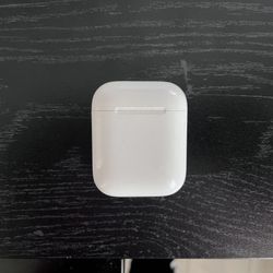 1st Generation AirPods w/ Case 