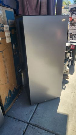 Arctic King 7.1 Cu. ft. Upright Freezer,