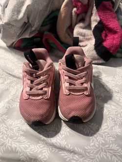 Nike Toddler Size 5