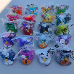 Vintage McDonald's Happy Meal Furby toys from 1998 Collection (20)
