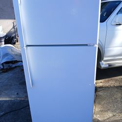 GE Fridge