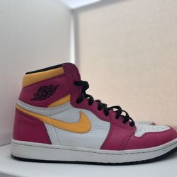 Jordan 1 High “Light Fusion”