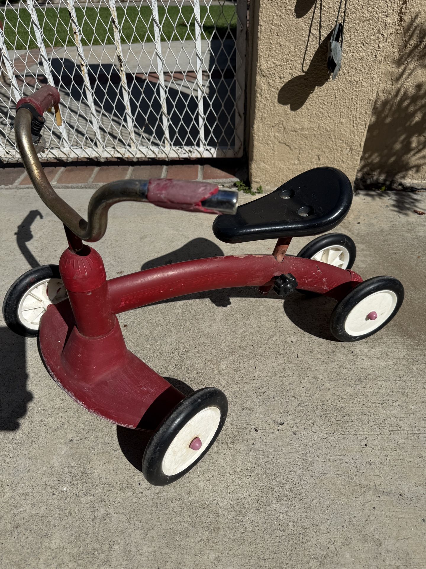Radio flyer Toddler Scoot bike