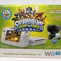 Nintendo Wii U Skylanders SWAP Force Starter Pack 8GB White CIB NM RARE