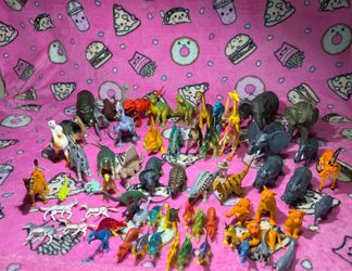 4 pounds of animal and dinosaur toys