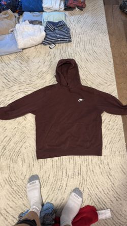 Nike Hoodie – Maroon