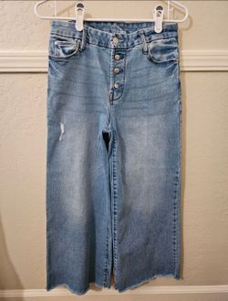 Time & Tru High-Rise Wide-Leg Cropped Jeans