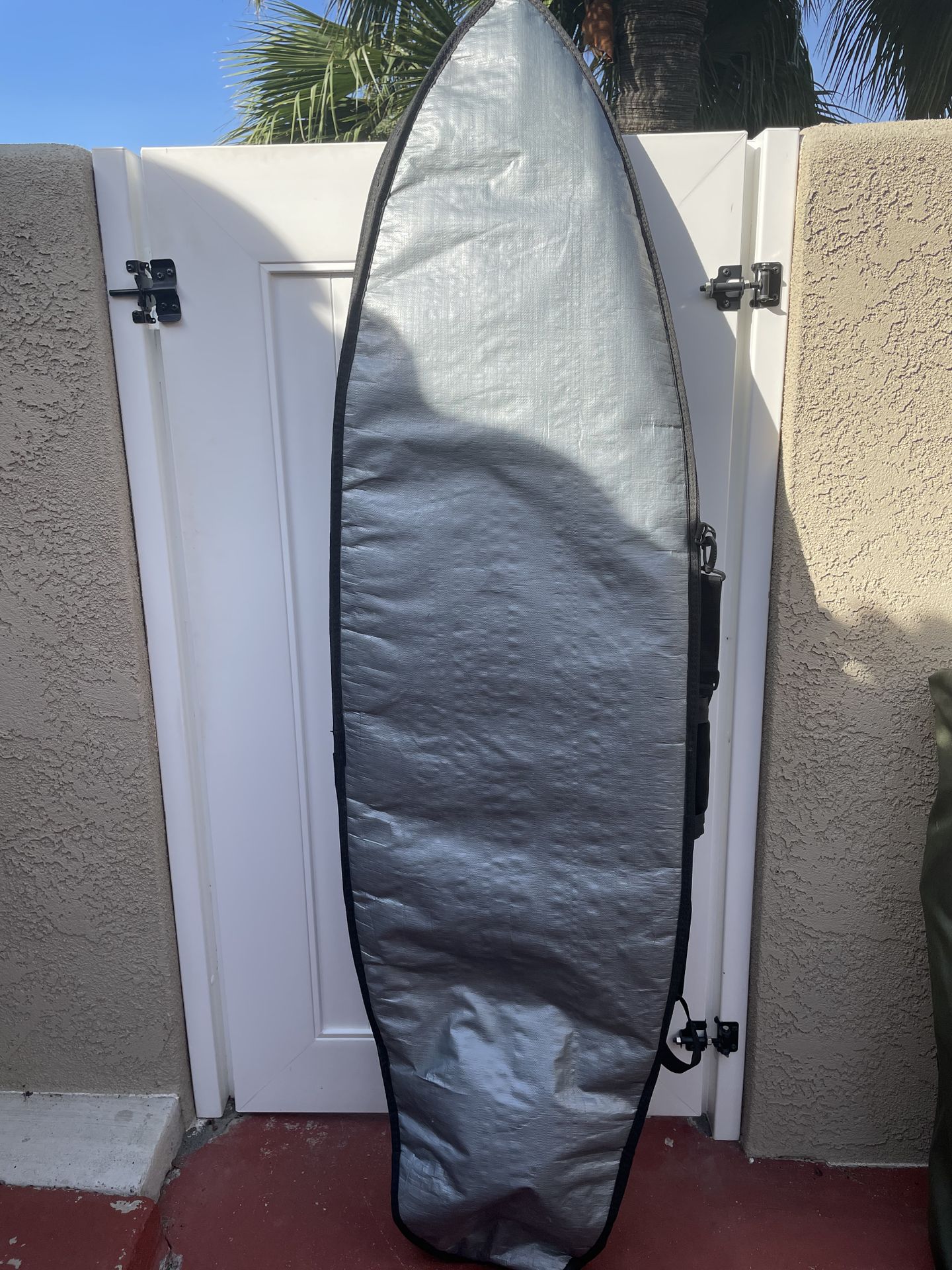 Creature’s surfboard bag