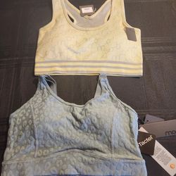 NEW MONO B SPORTS BRA SIZE M