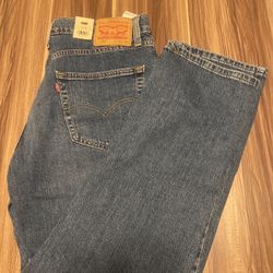 Levi’s Jean Size 34x30                                    M