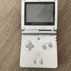 Pokemon Crystal Version And Gameboy Advance 