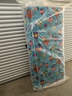 Twin Mattress and Box Spring Set Clean