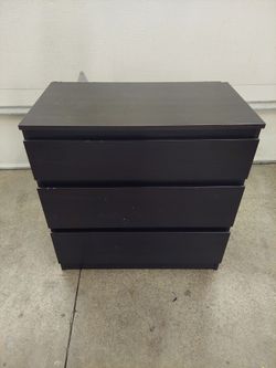 Nightstand 3 drawer