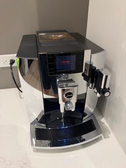 Jura Model 15371 E8 Espresso Machine
