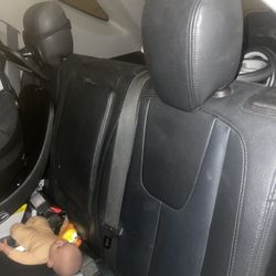 2014 Chevy Equinox  181.400 Miles 