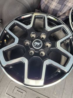 2025 Ford Bronco wheels x5 sensors